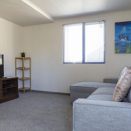 Sunny Ark Apartment New Plymouth Bagian luar foto