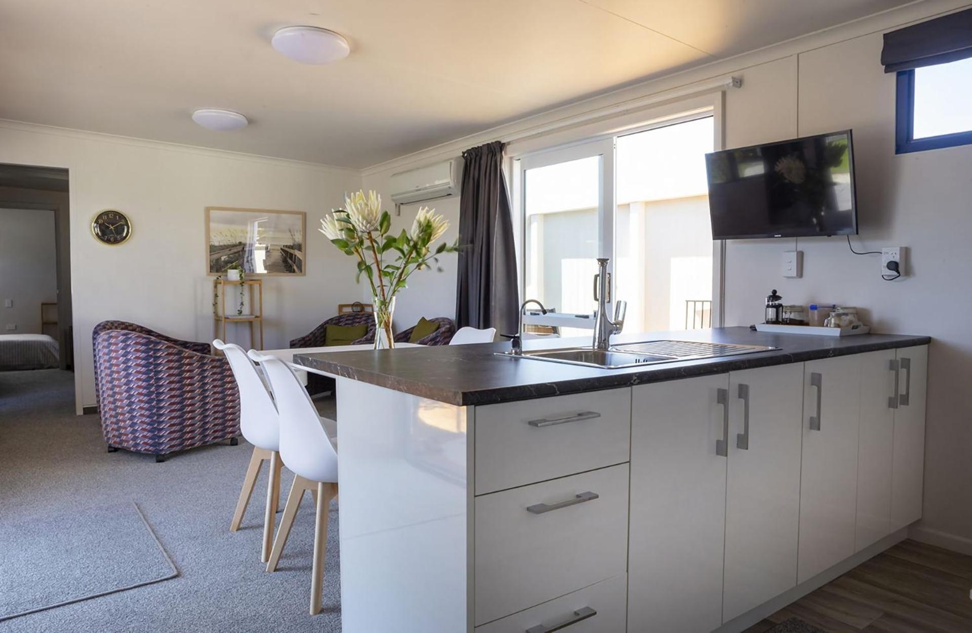 Sunny Ark Apartment New Plymouth Bagian luar foto