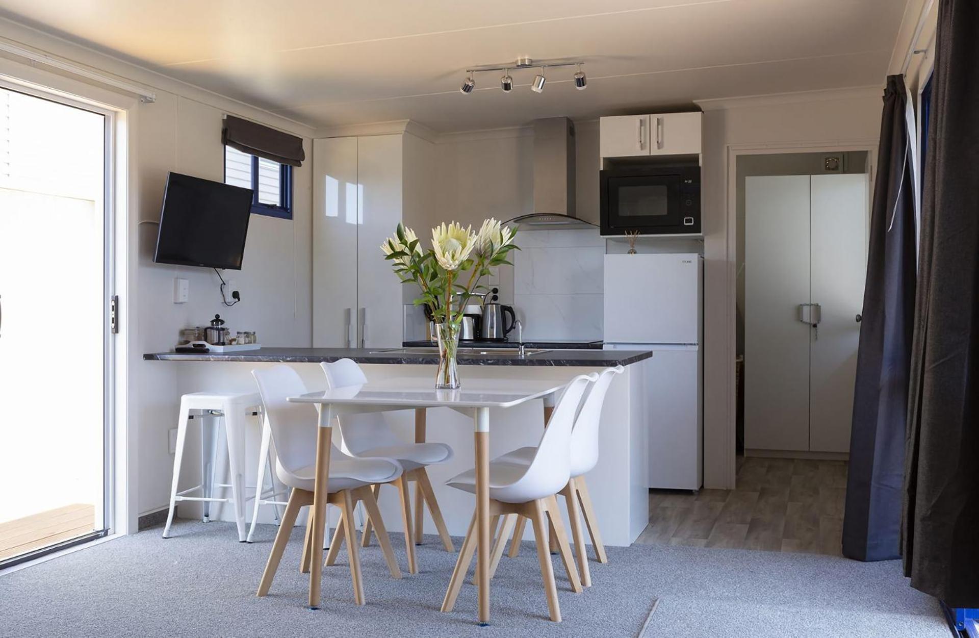 Sunny Ark Apartment New Plymouth Bagian luar foto